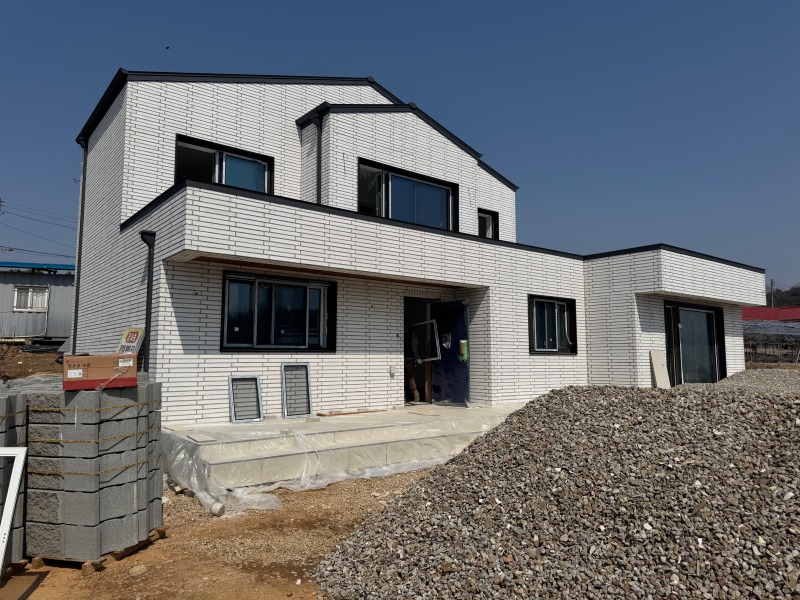 KakaoTalk_20250322_173603914_01.jpg