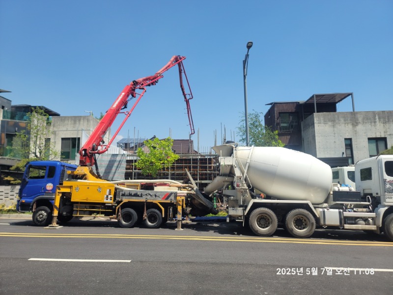KakaoTalk_20250507_183546327_04.jpg